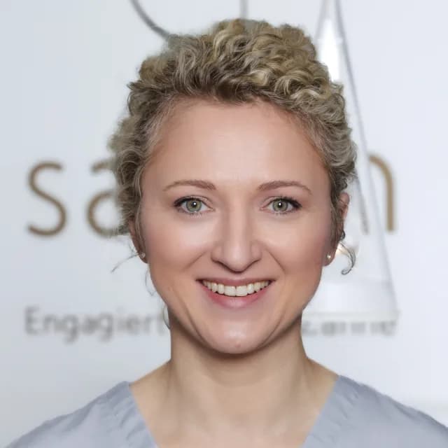 Dr. med. dent. Patrycja Chlopek, Angestellte Zahnärztin
