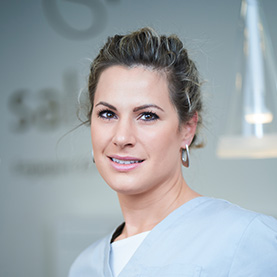 Personal Daniela Giesbertz-Neumann Zahnmedizinische Fachangestellte Tätigkeitsbereich – Prophylaxe