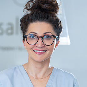 Personal Suzani Esser Zahnmedizinische Fachangestellte Tätigkeitsbereich – Prophylaxe und Hygienemanagement
